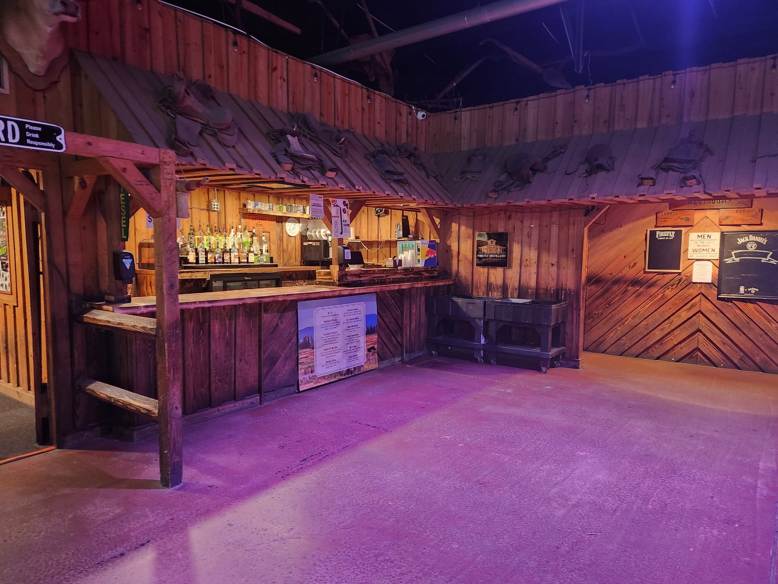 Image for Columbia, SC: Former Skyline Club 14,741± SF Building on 3.8± Acres (Lexington County)