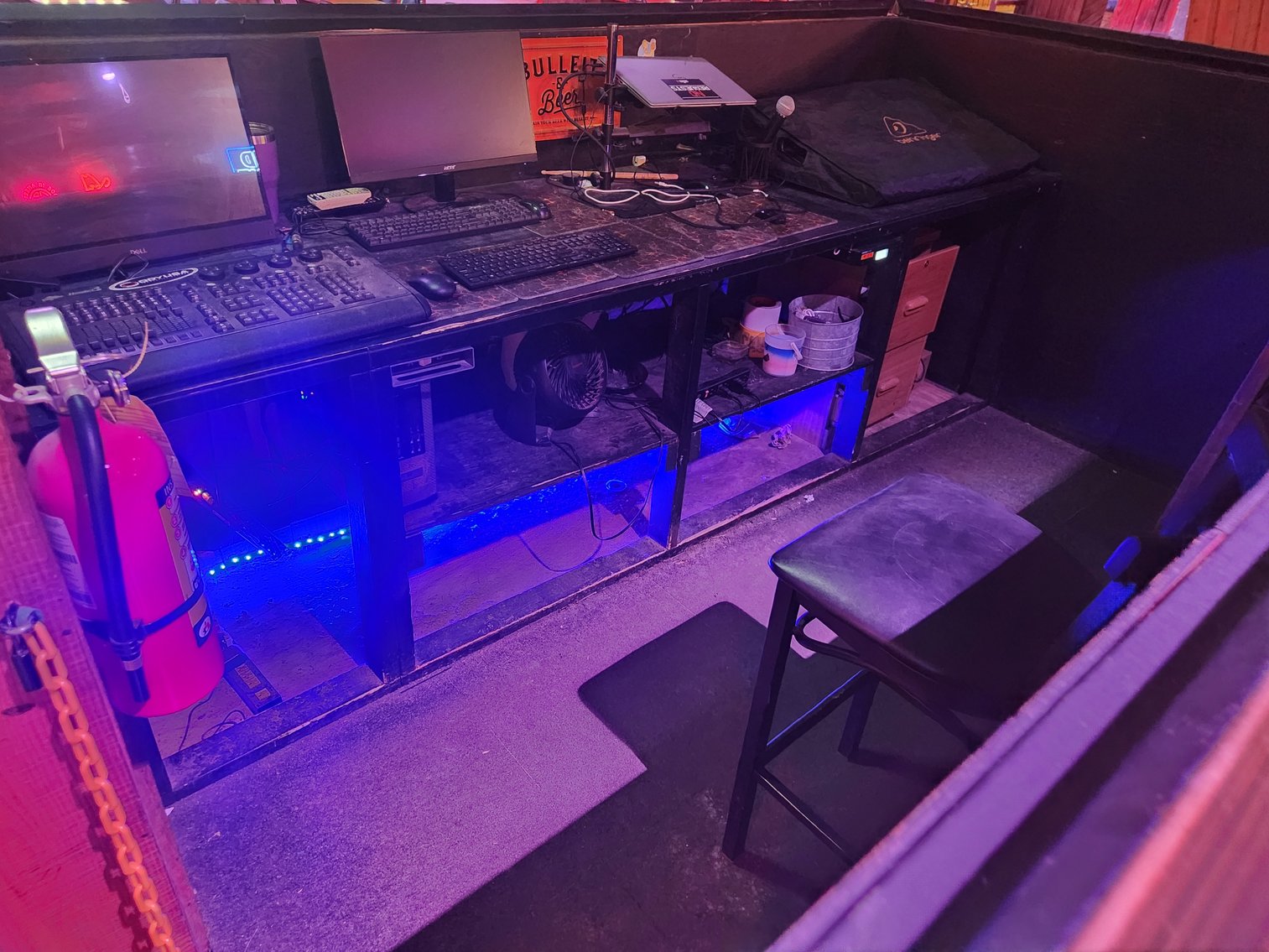 Image for Columbia, SC: Former Skyline Club 14,741± SF Building on 3.8± Acres (Lexington County)