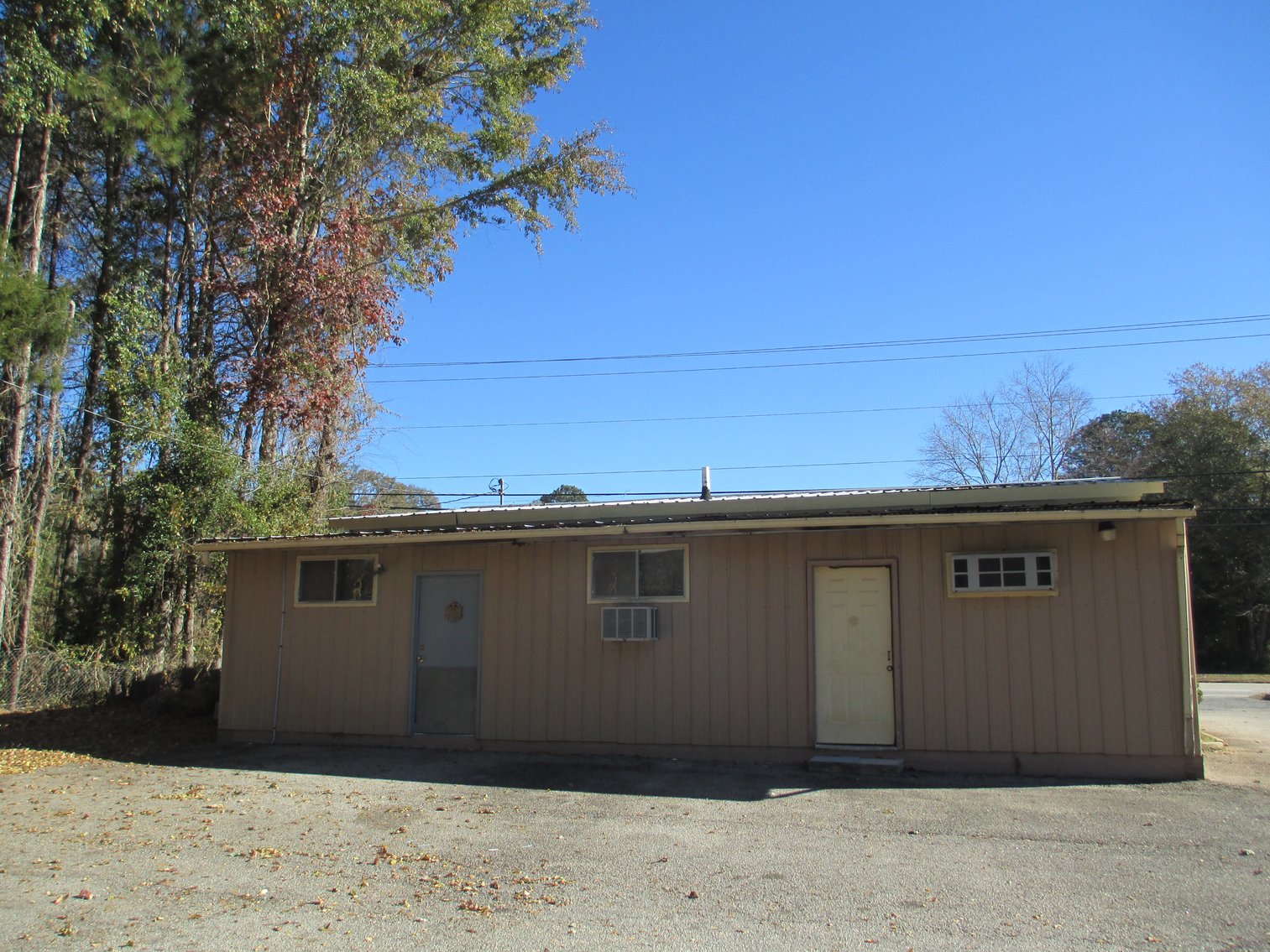 Image for LaGrange, GA: Two Adjacent Commercial Properties at  819 & 821 New Franklin Road (Troupe County)