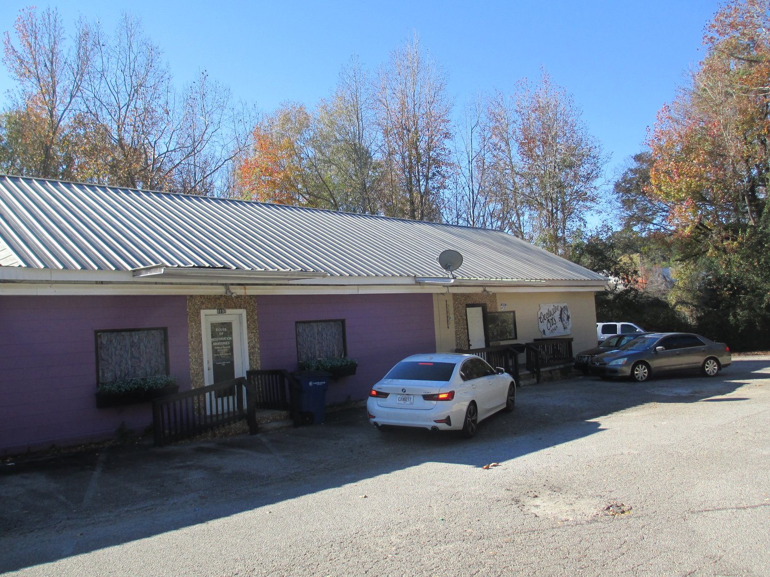 Image for LaGrange, GA: Two Adjacent Commercial Properties at  819 & 821 New Franklin Road (Troupe County)