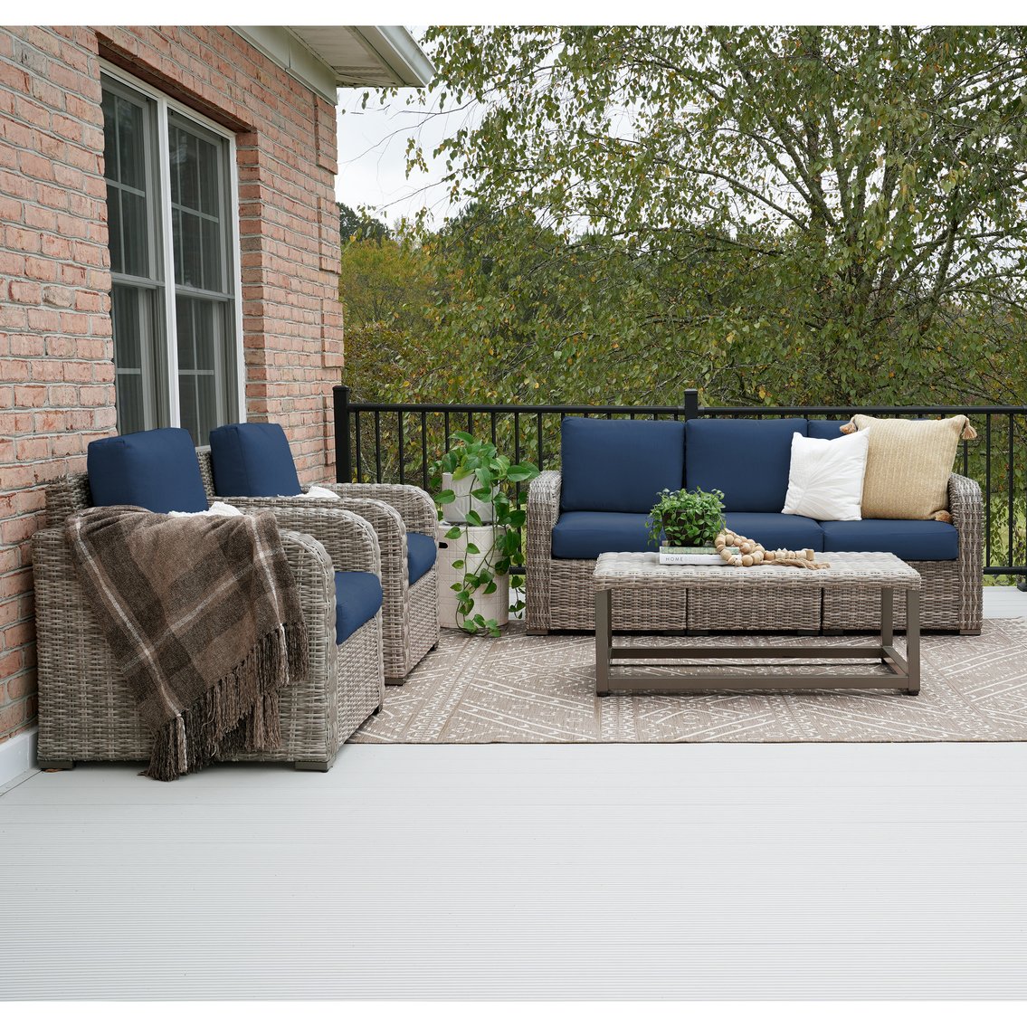 Image for Cartersville, GA: Indoor & Outdoor Seating, Tables and Home Furnishings Liquidation