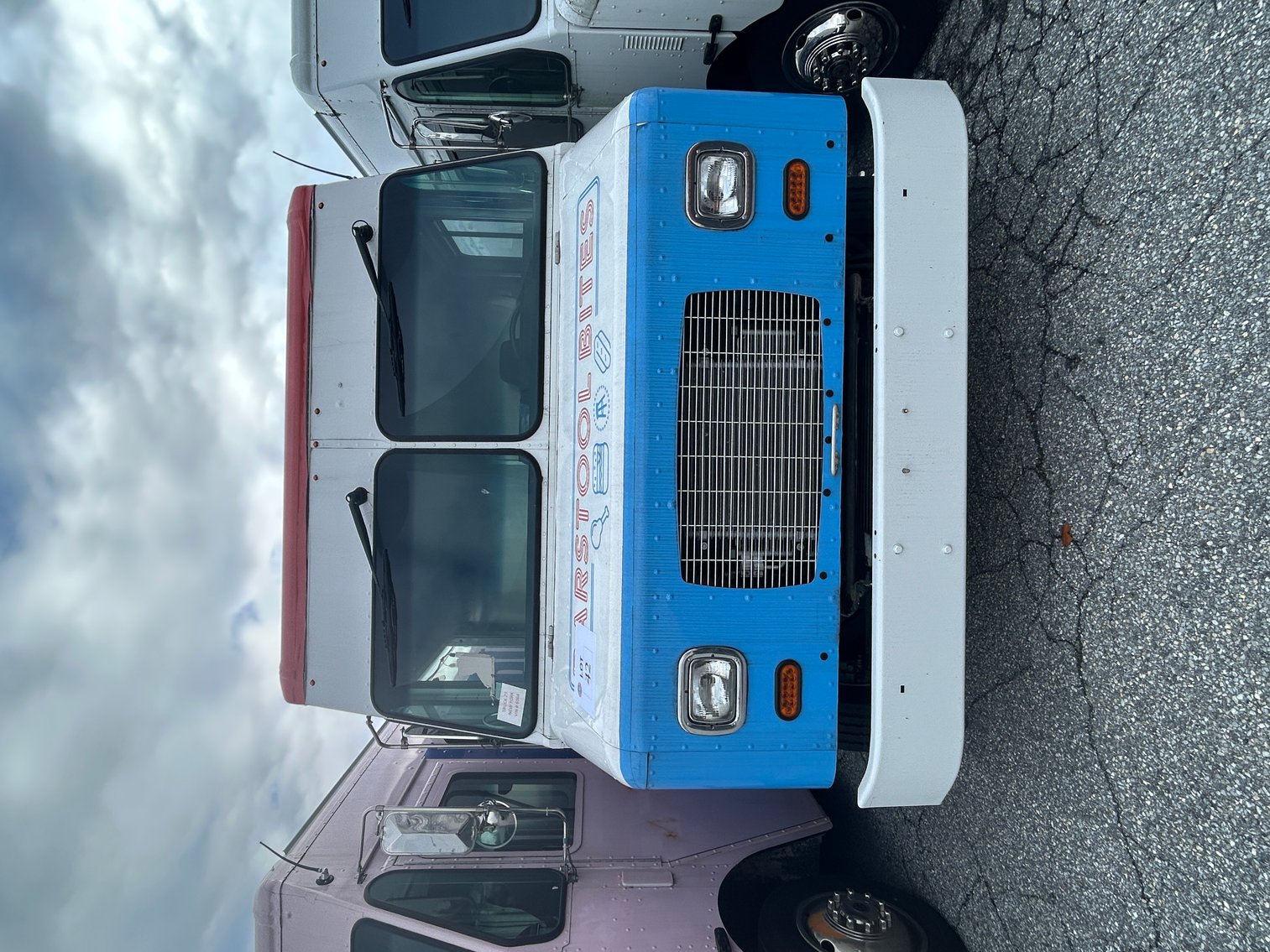 Image for AZ, CA, WA: Food Truck & Food Trailer Fleet Reduction