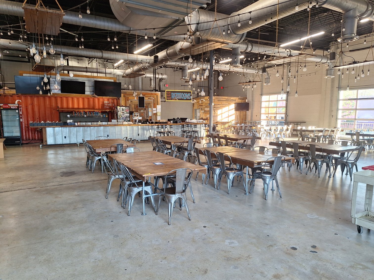 Image for Atlanta, GA: 3 & 20 BBL Brewhouses, Canning Line & Complete Brewery & Kitchen Liquidation