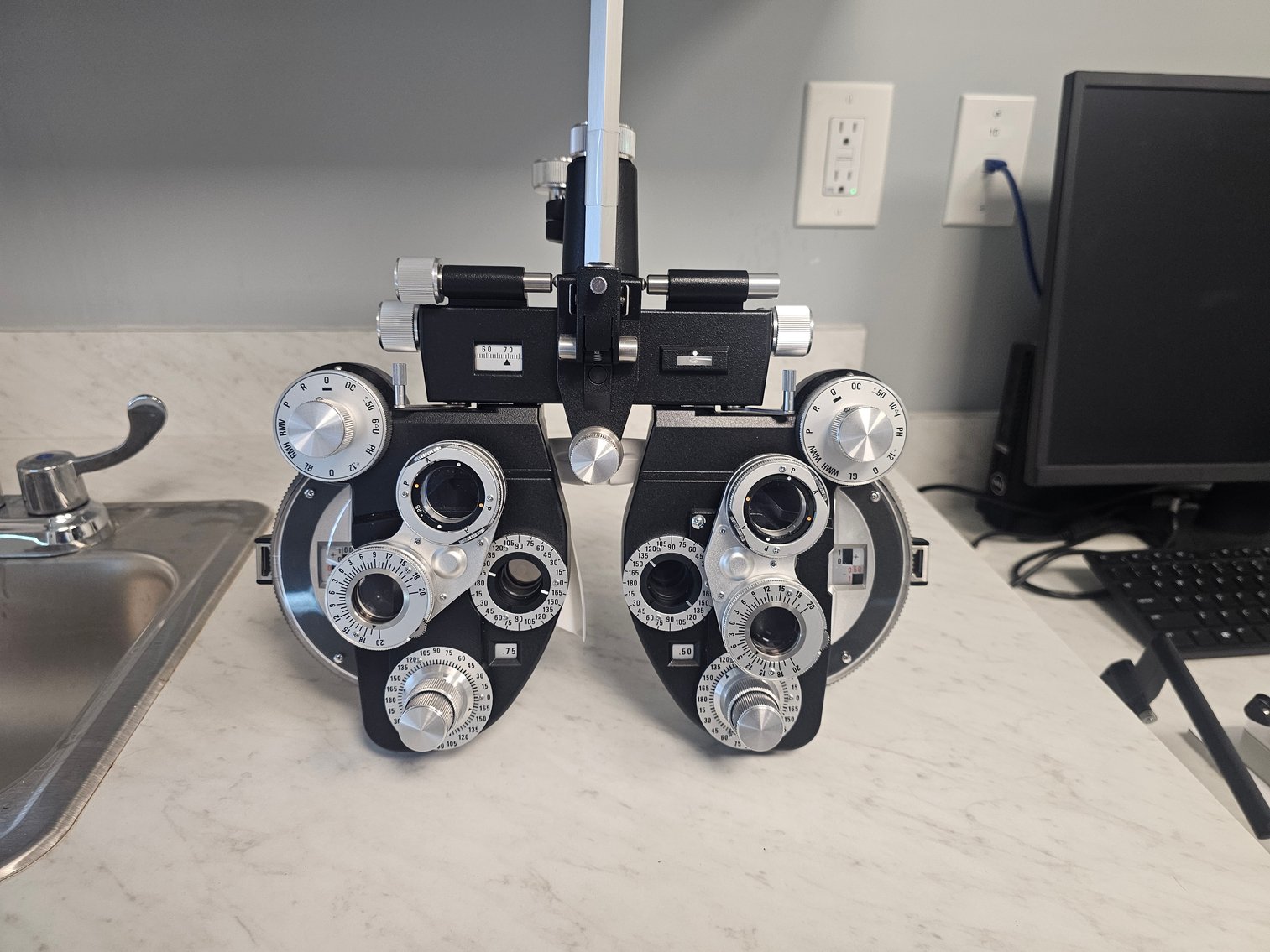 Image for West Palm Beach, FL: Complete Ophthalmology Clinic & Lumenis M22 OptiLight IP