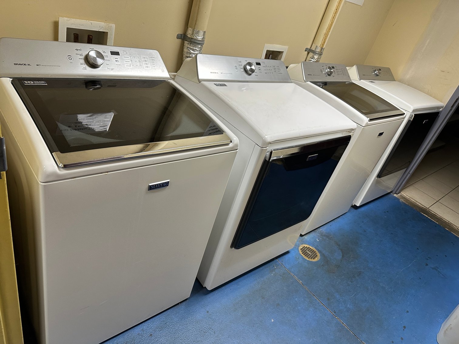 Image for Gaffney, SC: Athletics, Gym, Sports Medicine, Apparel and Training Equipment of Former University