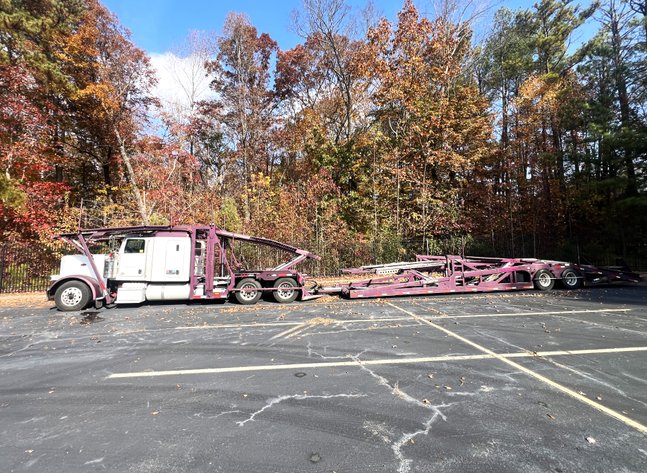 Image for Decatur (Atlanta), GA: 2012 Peterbilt 388 Car Hauler & Cottrell CX-09 Trailer