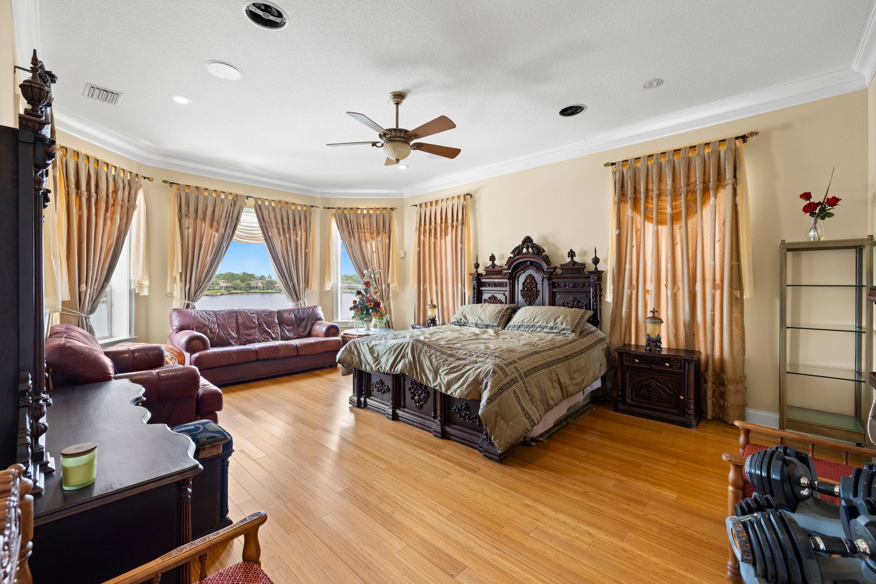 Image for ABSOLUTE SALE - 10549 Cory Lake Dr, Tampa, FL 33647