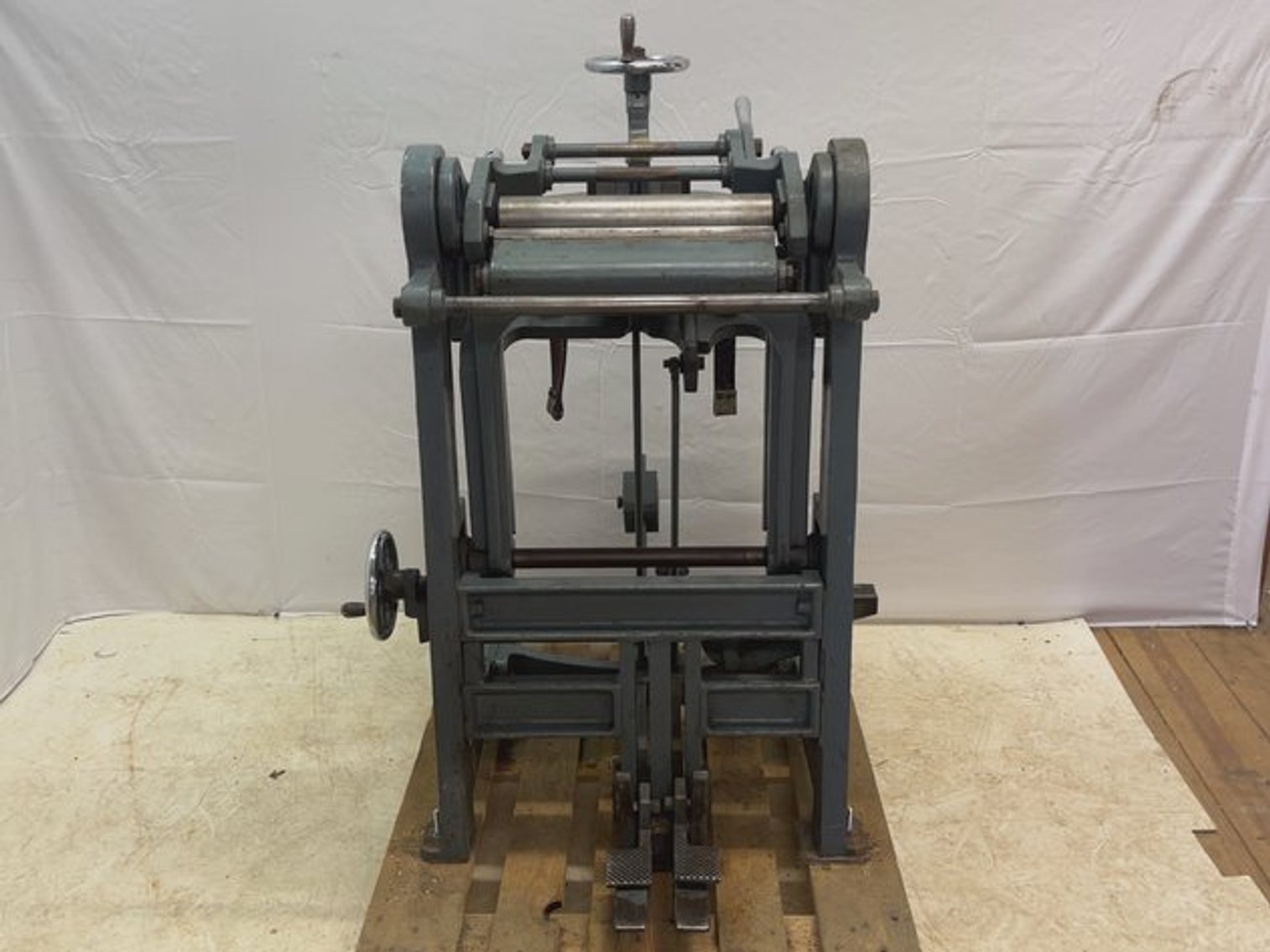 Image for Bindery Equipment, tools & Supplies Auction