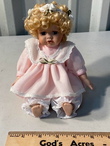 Image for Doll Auction Day 2