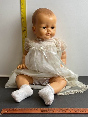 Image for Doll Auction Day 4