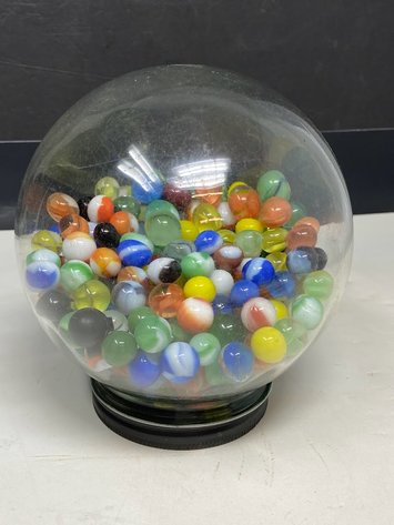 Image for Antique and Collectable Day 1 Online Auction Newark Ohio