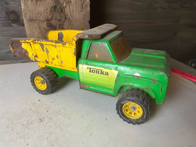 Image for Pickers Paradise #3 Online Auction St. Louisville, Ohio