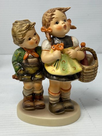 Image for Hummel Figurines Online Auction