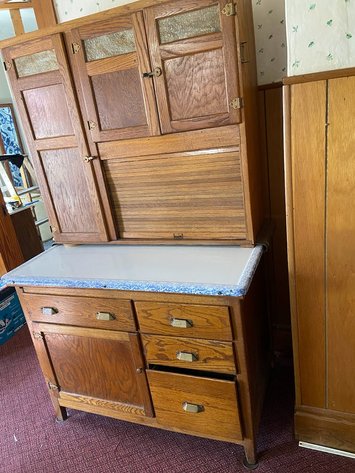 Image for Martinsburg Household and Antique Online Auction