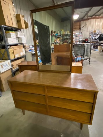 Image for Antique Household Warehouse Online Auction Newark