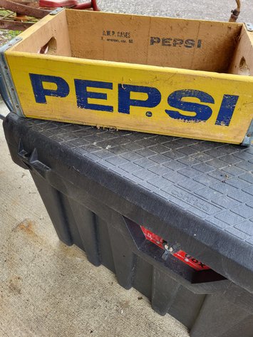 Image for Pickers Paradise #4 Online Auction St. Louisville, Ohio