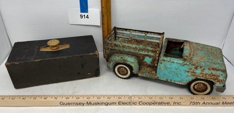 Image for Collectable Decor Online Auction Newark #4