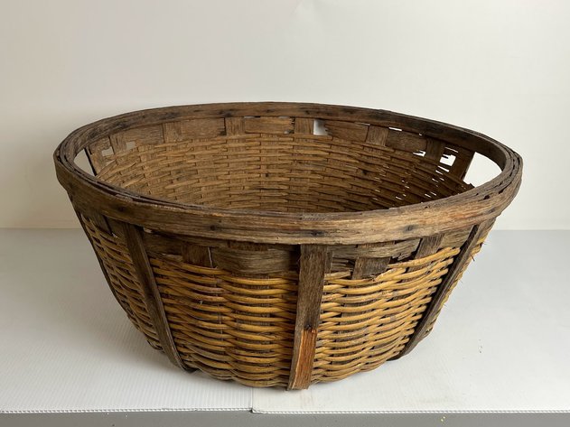 Image for Longaberger and Fiesta Online Auction