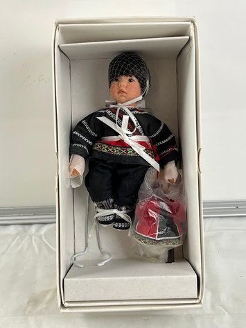 Image for Doll Online Auction Newark Ohio Part 2 Sept 24th