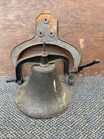 Image for Hebron Ohio Antiques, Bar items, Stage Lighting and Sound Equipment Auction Nov 23rd