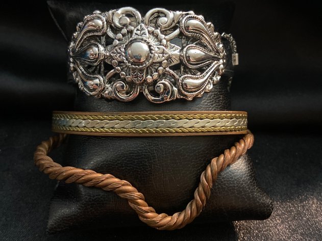 Image for Jewelry, Purse and Coin Auction Feb 10th