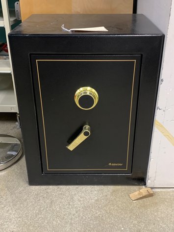 Image for College Online Auction Zanesville Aug 15th