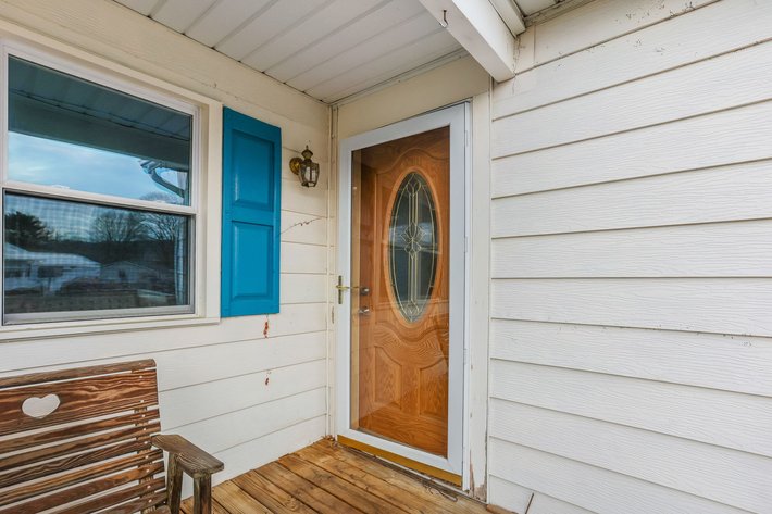 Image for Onsite Live House Auction 3188 Cypress Bend Drive Newark, Ohio 43055 Jan 31st  2pm