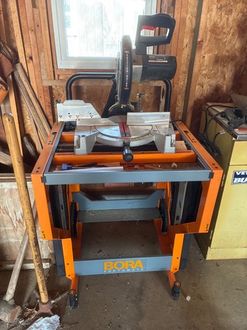 Image for Newark, OH - At House Online Auction April 11th