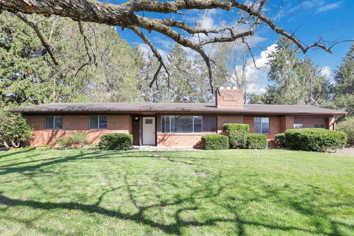 Image for Onsite Live House Auction 912 Welsh View Dr, Newark, OH 43055 May 2nd 2pm