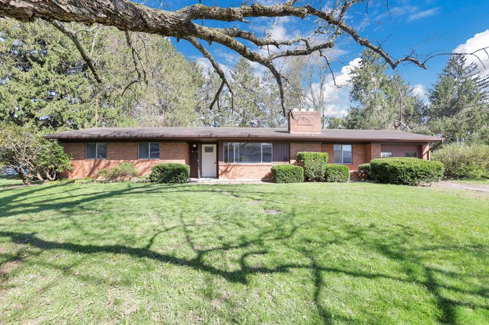 Image for Onsite Live House Auction 912 Welsh View Dr, Newark, OH 43055 May 2nd 2pm