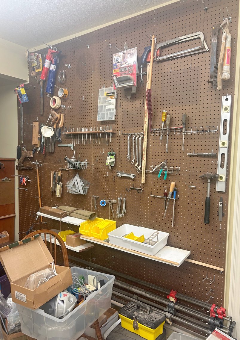 Image for LIVING ESTATE AUCTION