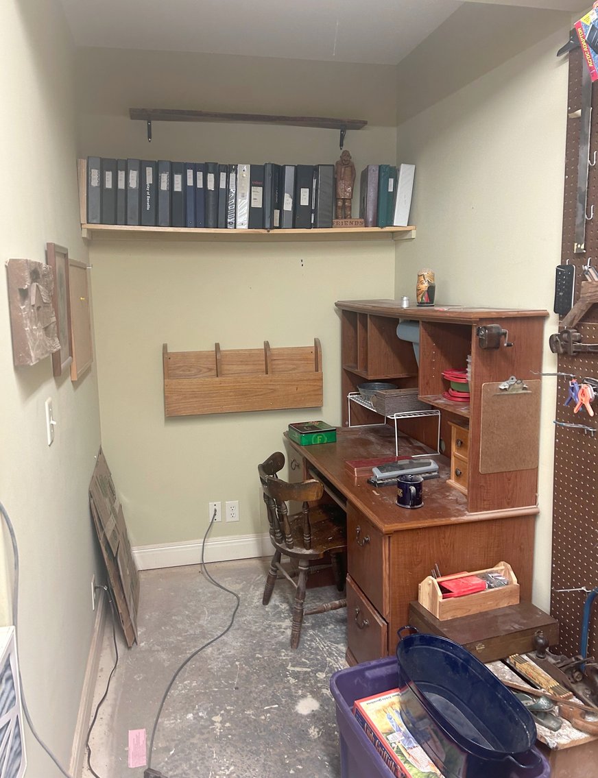 Image for LIVING ESTATE AUCTION