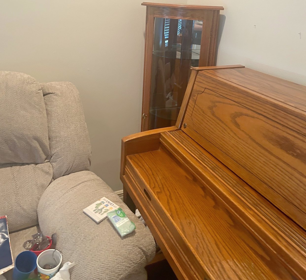 Image for LIVING ESTATE AUCTION