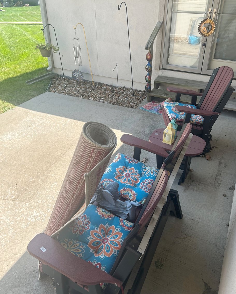 Image for LIVING ESTATE AUCTION