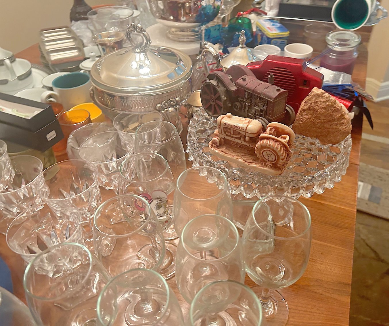 Image for LIVING ESTATE AUCTION