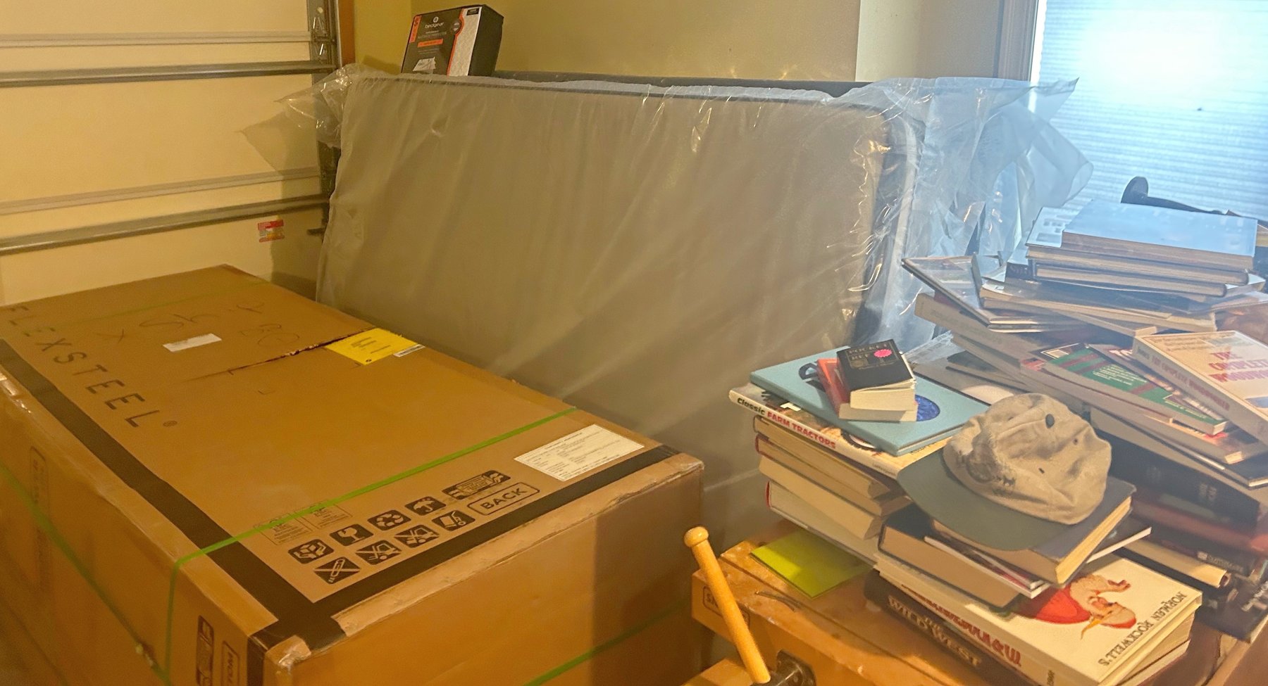 Image for LIVING ESTATE AUCTION