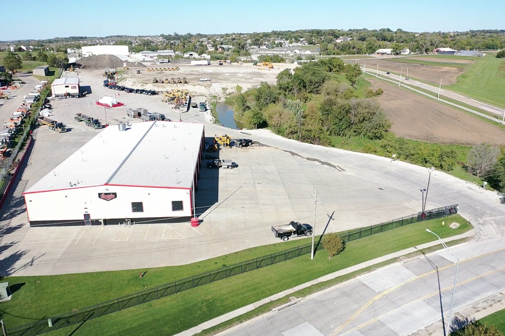 Image for Absolute Commercial Real Estate Auction – 2 Buildings on 21.75 Acres, Selling in 1 Tract