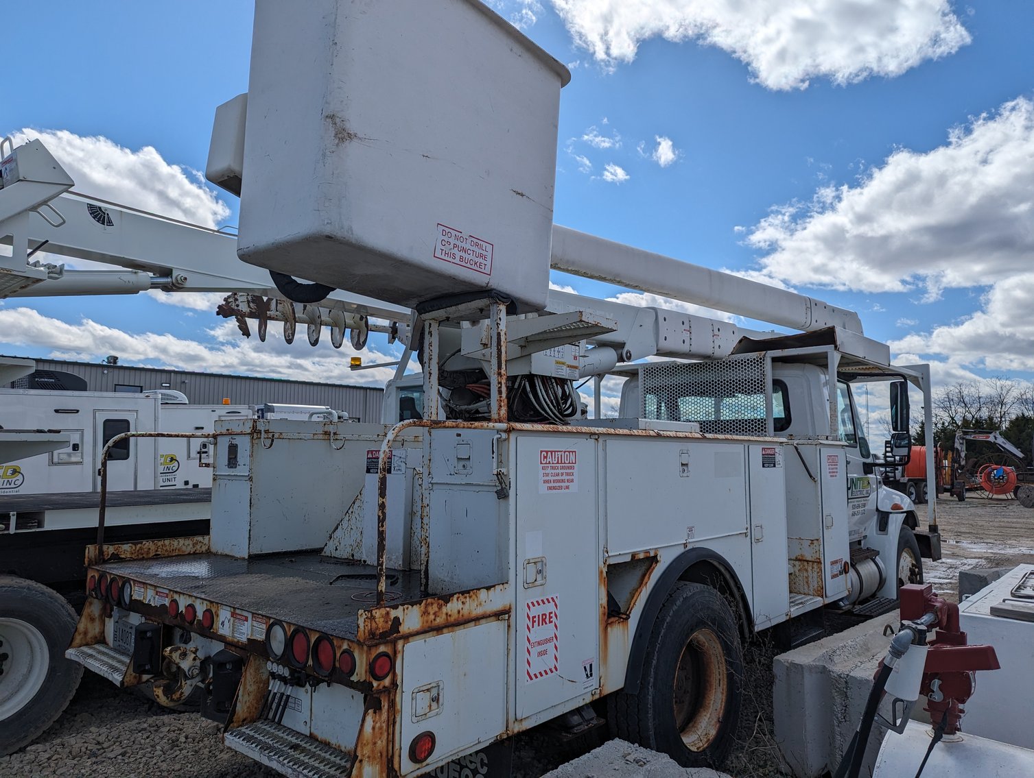 Image for Auction Time: 2012 International 4300 Bucket Truck