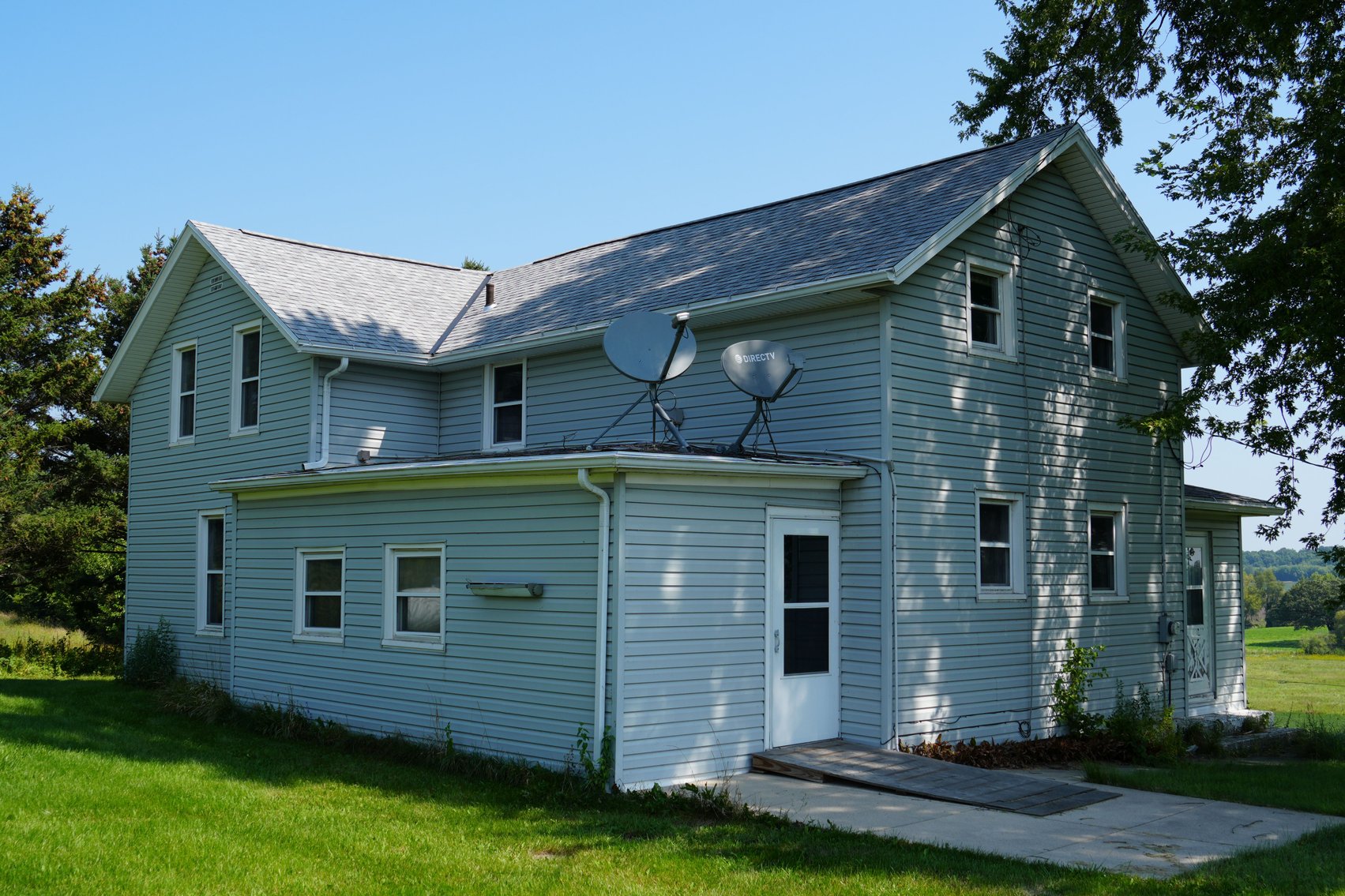 Image for N2791 County Road E, Watertown - 4 (mol) acre Rural Home