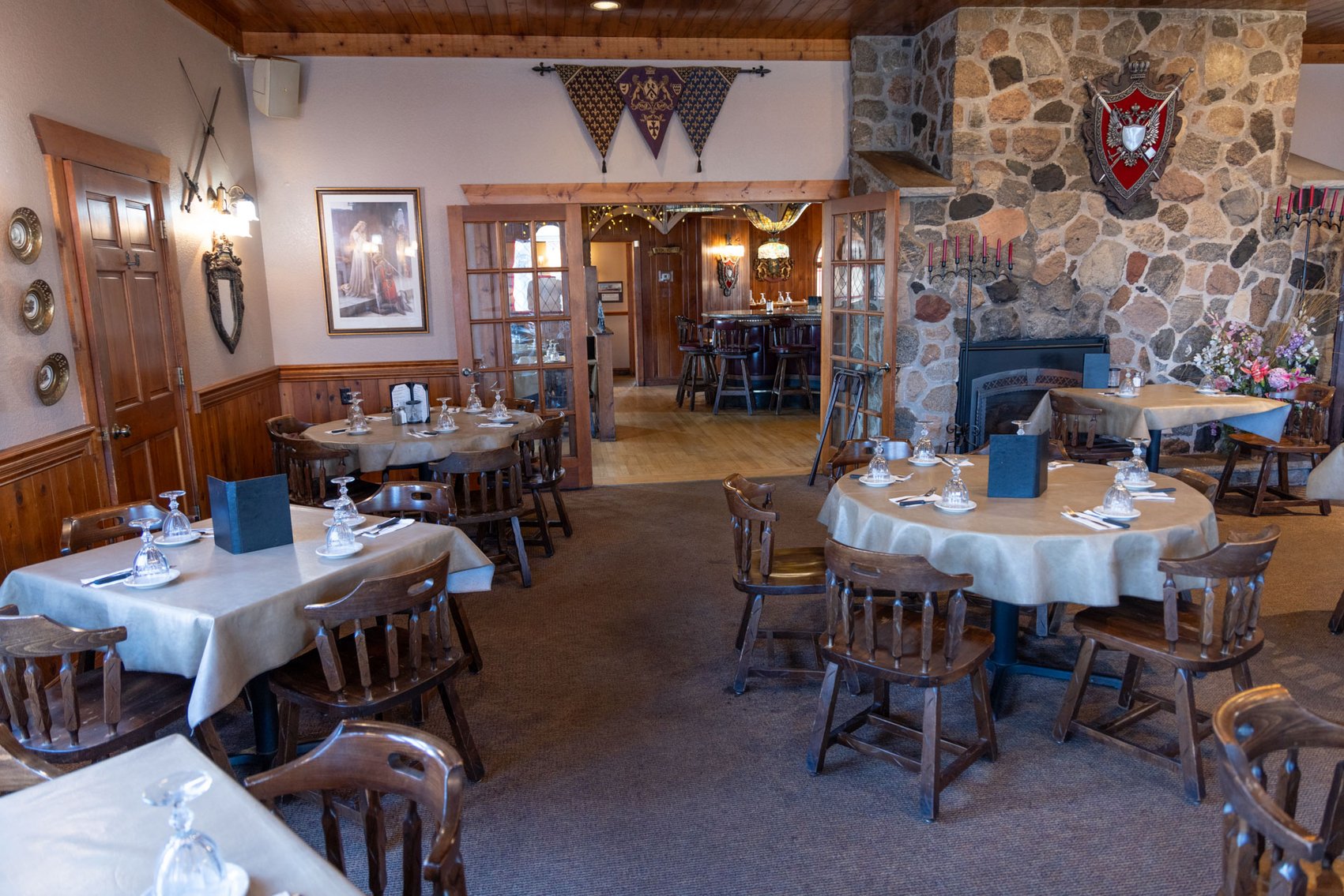 Image for Washington County Casual Family Pub & Restaurant For Sale