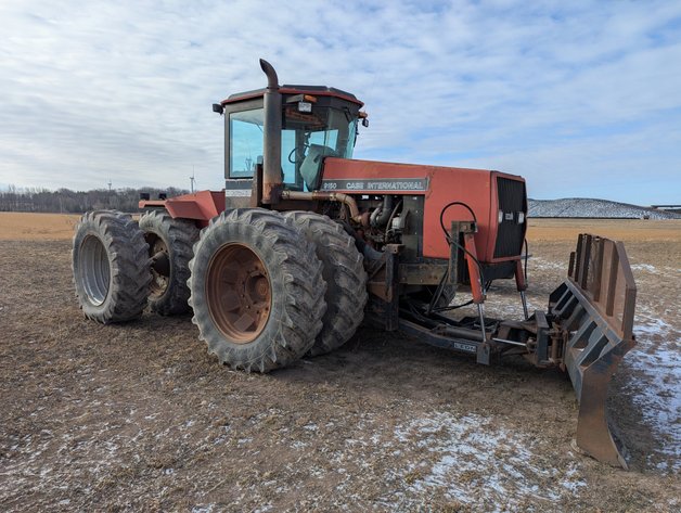 Image for Auction Time: Nuhn Lagoon Crawler and more!
