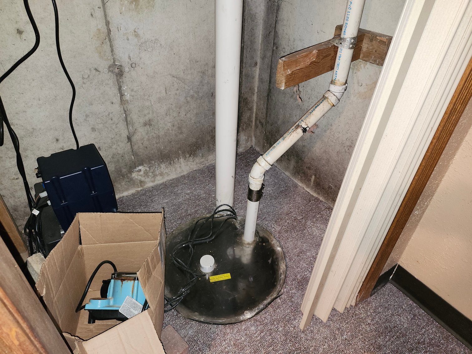 Image for 205 Alvin Circle, Beaver Dam – Online Bidding for Quiet Cul-de-Sac Home