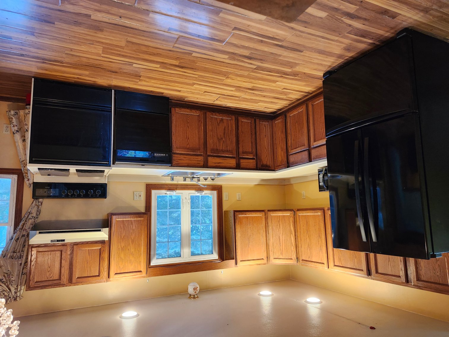 Image for 205 Alvin Circle, Beaver Dam – Online Bidding for Quiet Cul-de-Sac Home