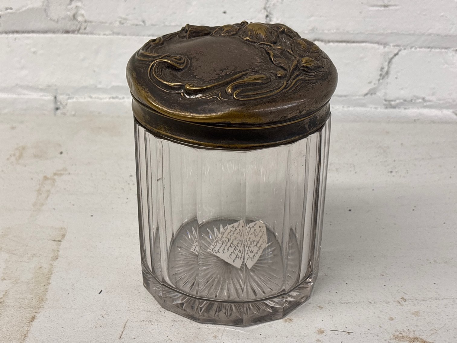 Image for April 2026 Crocks, Cast Iron & Consignment Auction