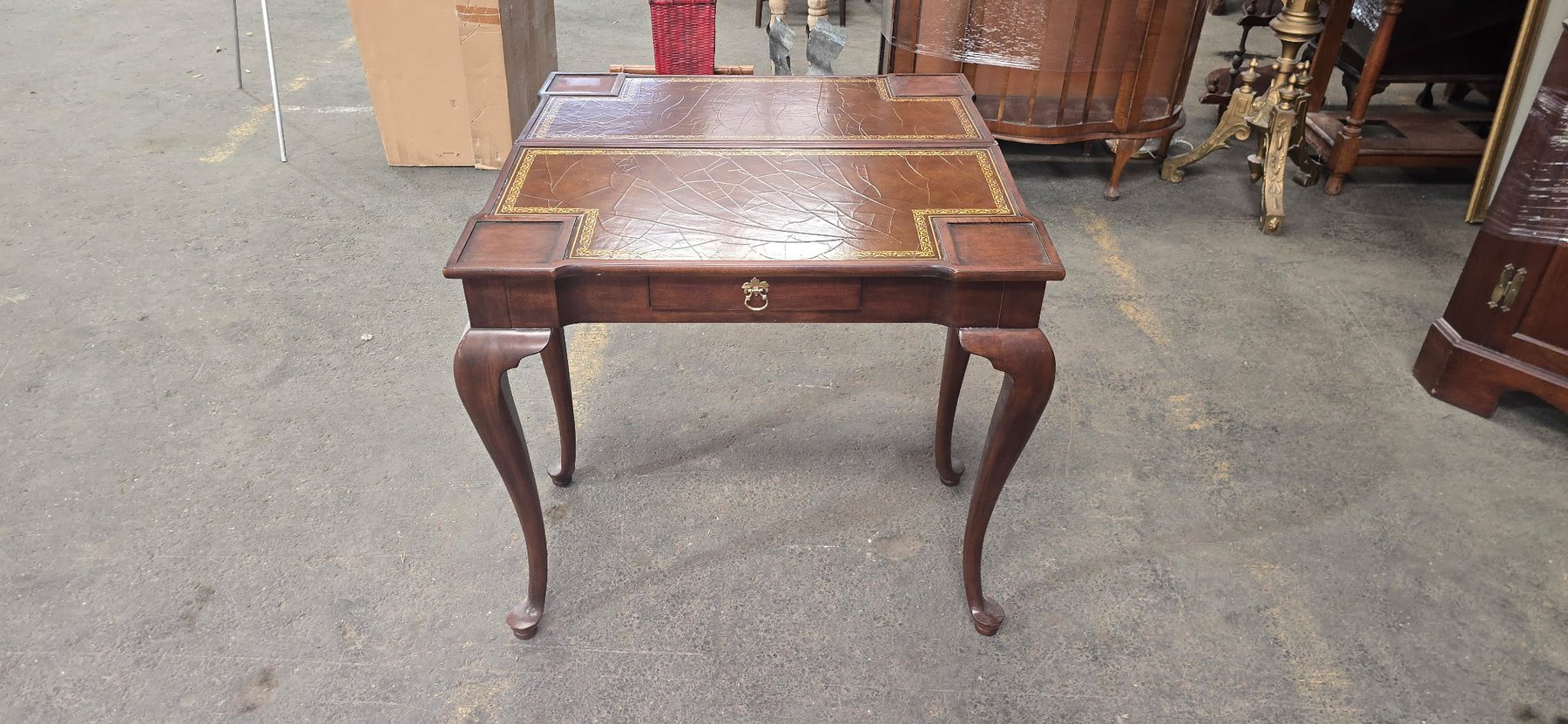 Image for Best Li’l Hairhouse in Temple & Vintage Store Retirement Online Only Auction