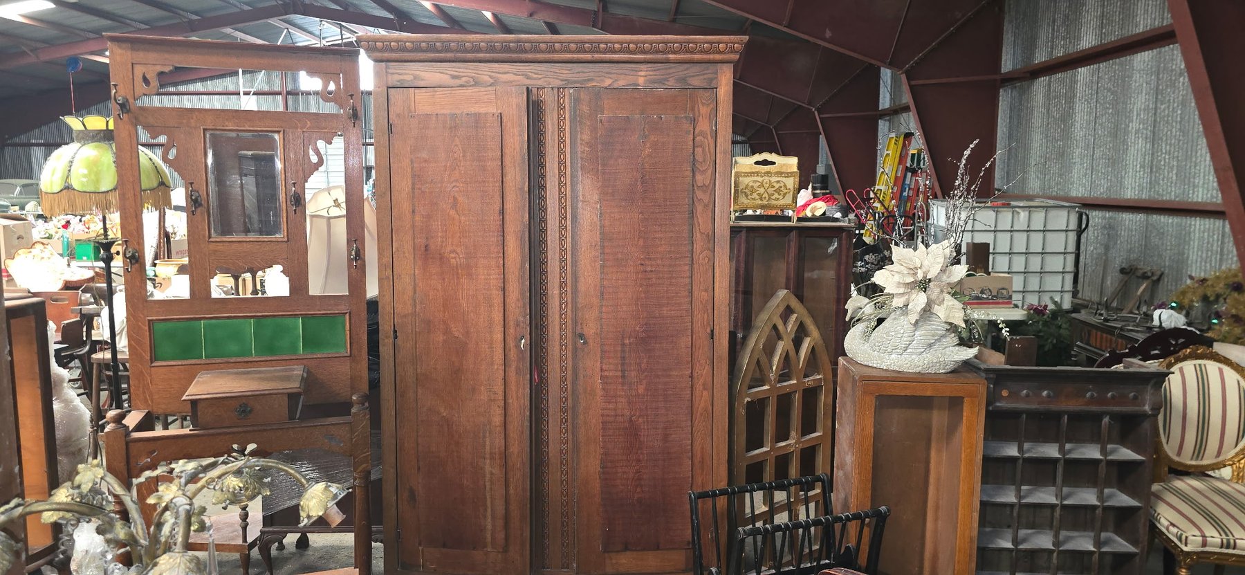 Image for Best Li’l Hairhouse in Temple & Vintage Store Retirement Online Only Auction