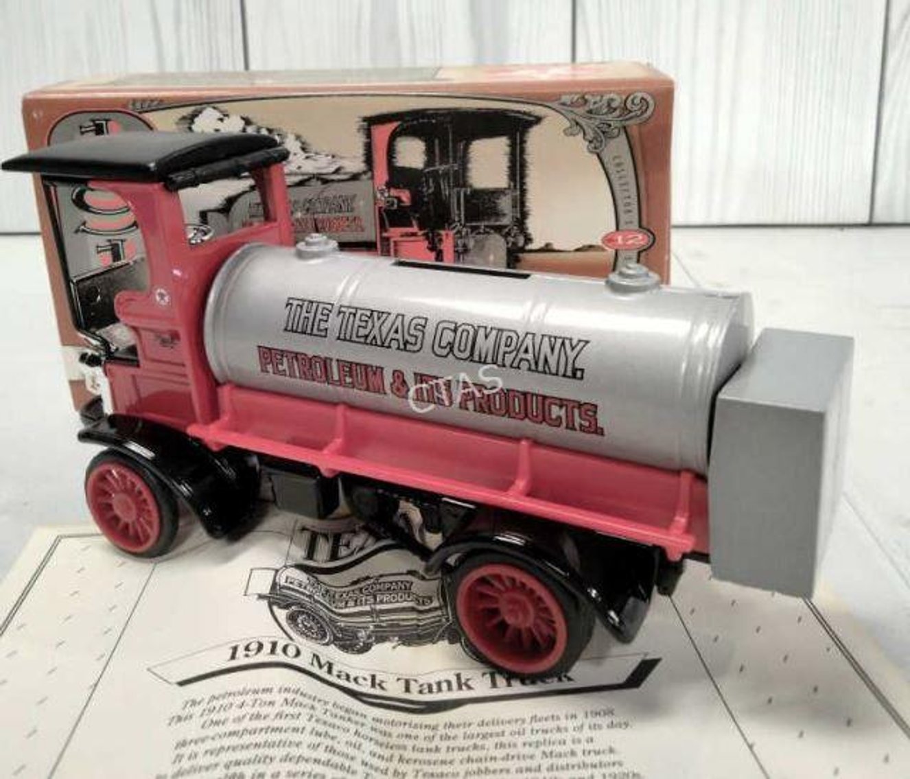 Image for Vintage, Antiques, Furniture, and Collectibles Online Only Auction