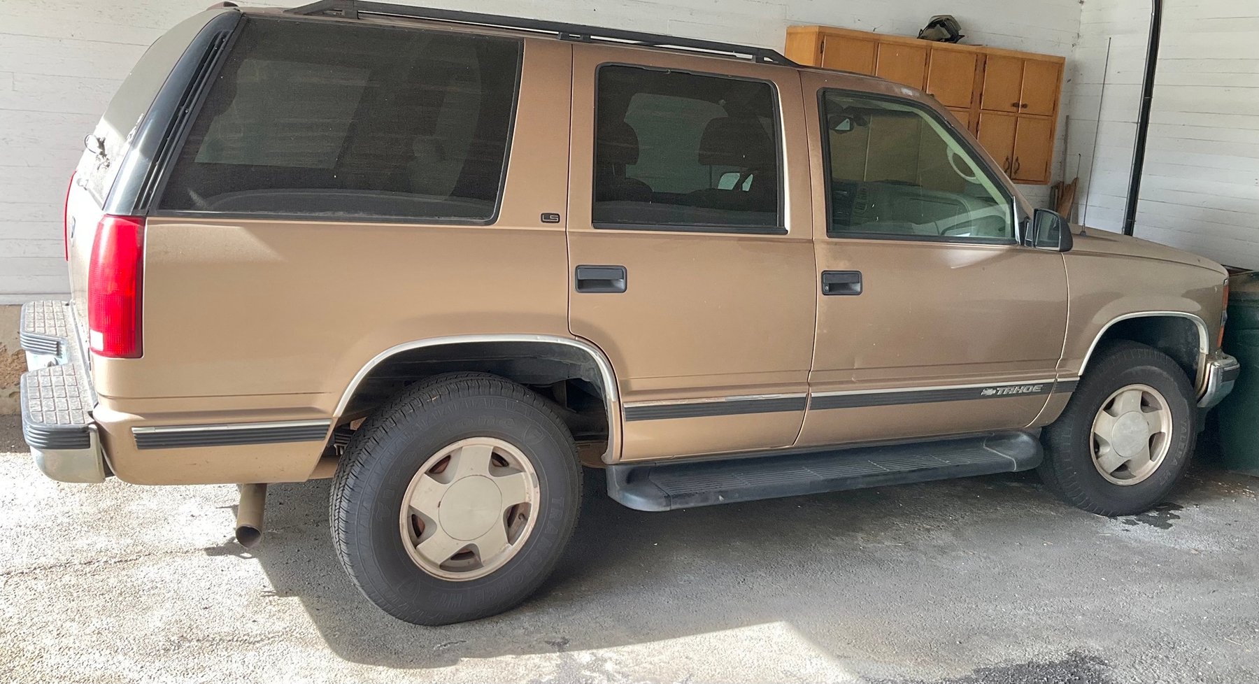 Image for Cheyney Estate Auction – Vehicles, Jewelry, Art & Collectibles