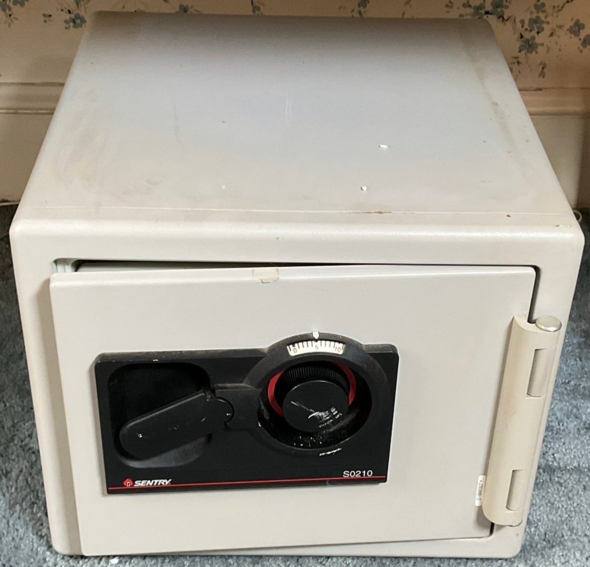 Image for Cheyney Estate Auction – Vehicles, Jewelry, Art & Collectibles