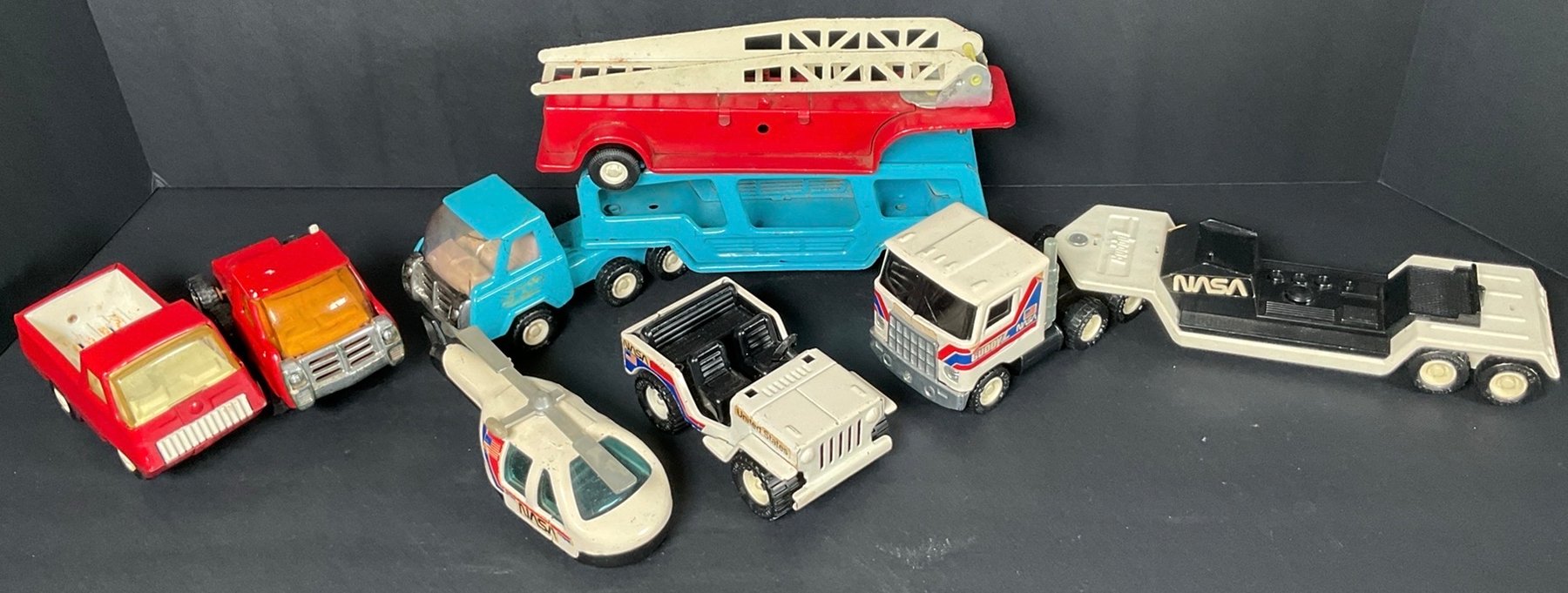 Image for Cheyney Estate Auction – Vehicles, Jewelry, Art & Collectibles